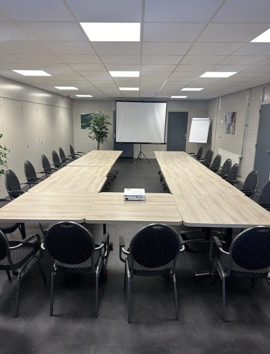 De Veste in vergaderopstelling